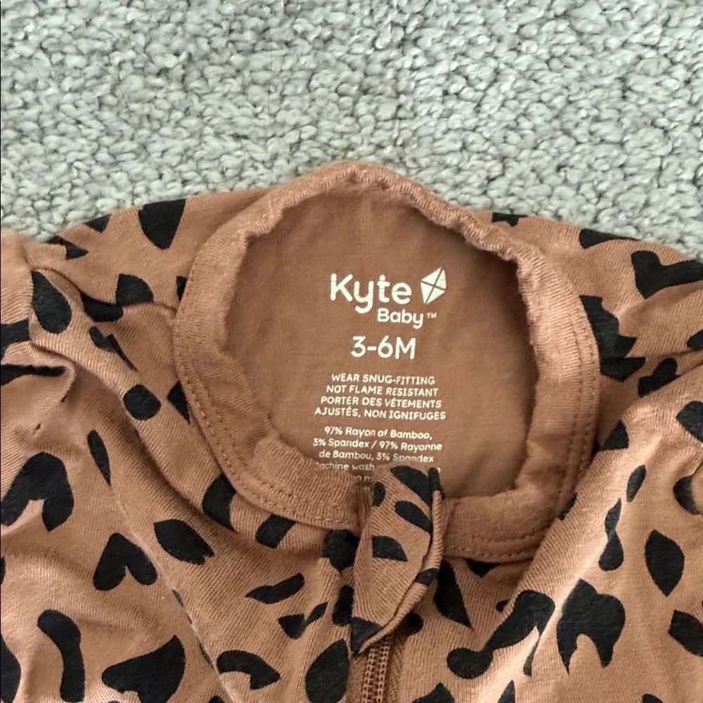 Kyte BABY Brown Leopard Print Footie - Picture 2 of 2